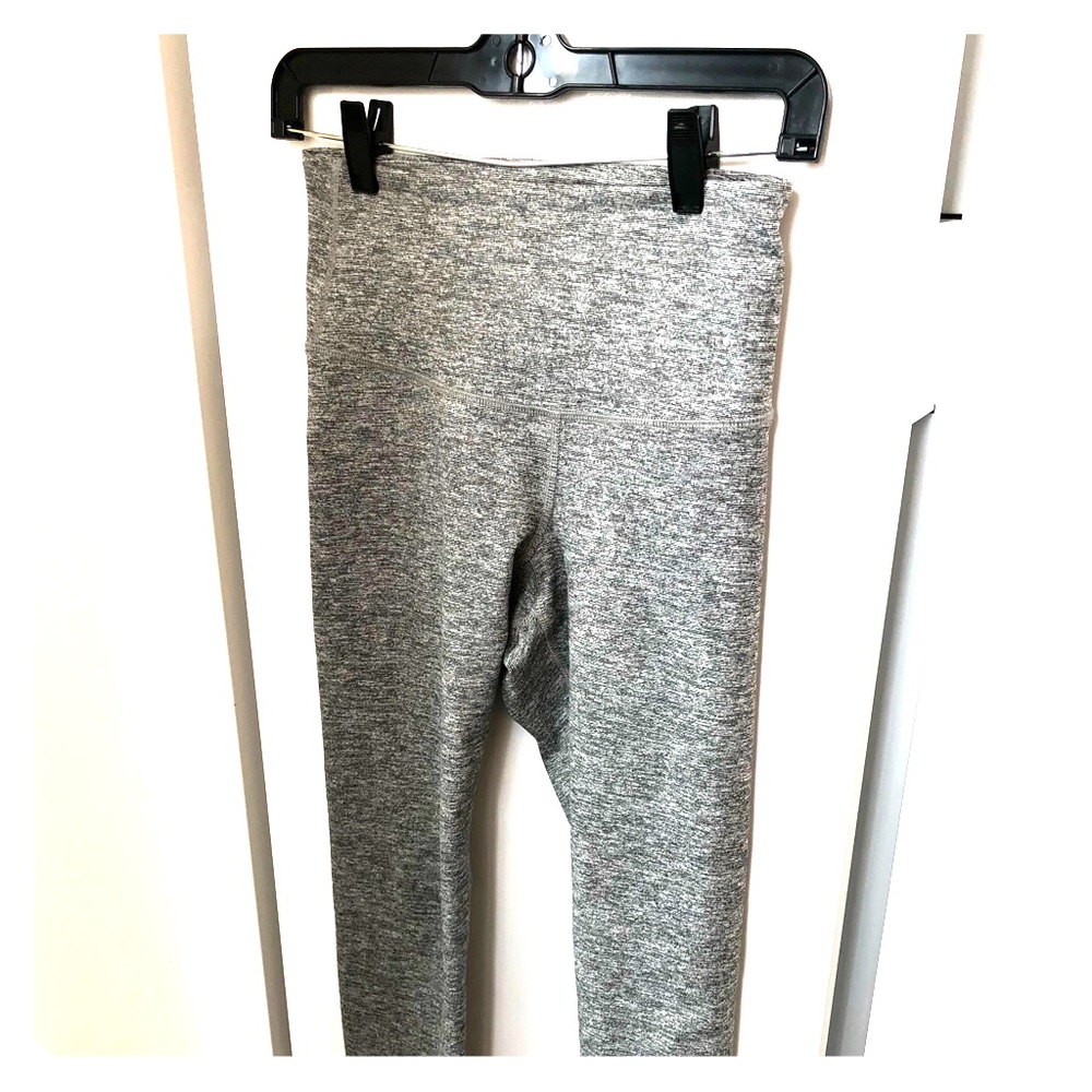 Old Navy High-Rise Legging Small